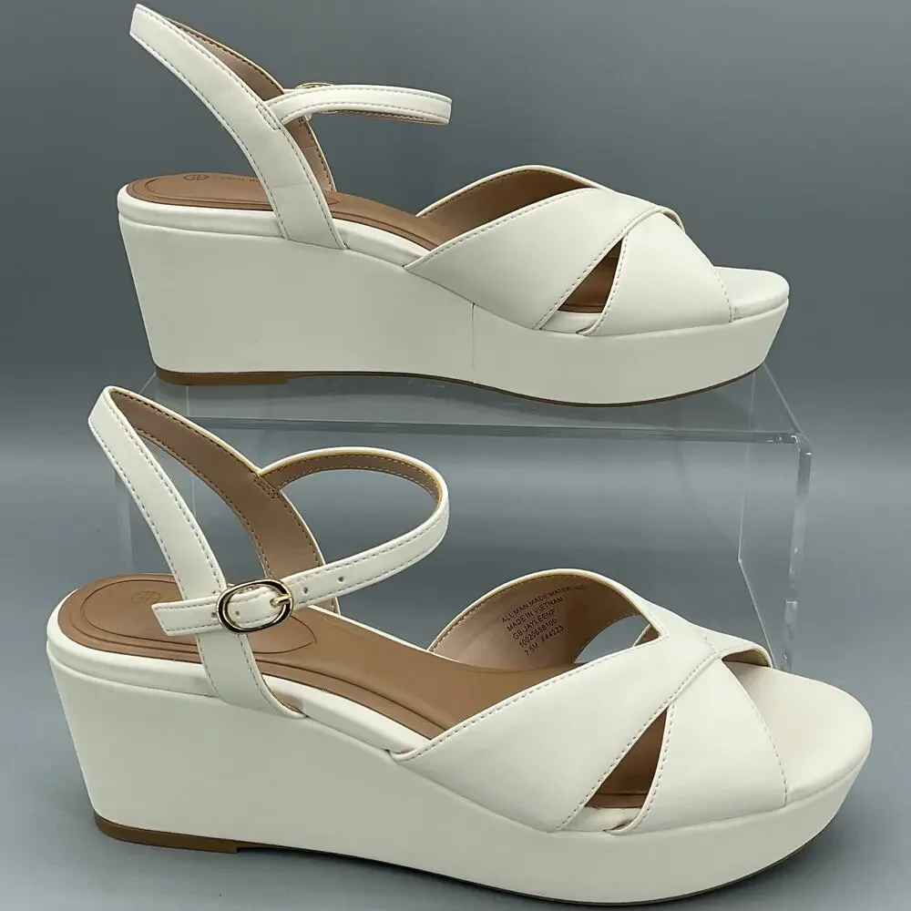NEW Giani Bernini Women’s Jayleen Platform Wedge Sandals White Size 7.5M